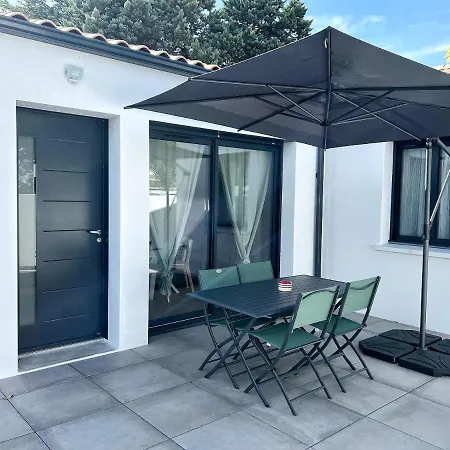 Le Prieure Λα Ροσέλ